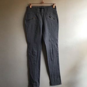 Cute zippered leggings